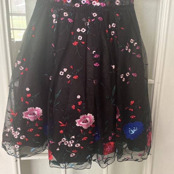 Dave and Johnny Black Embroidered Homecoming Dress - Picture 5 of 8